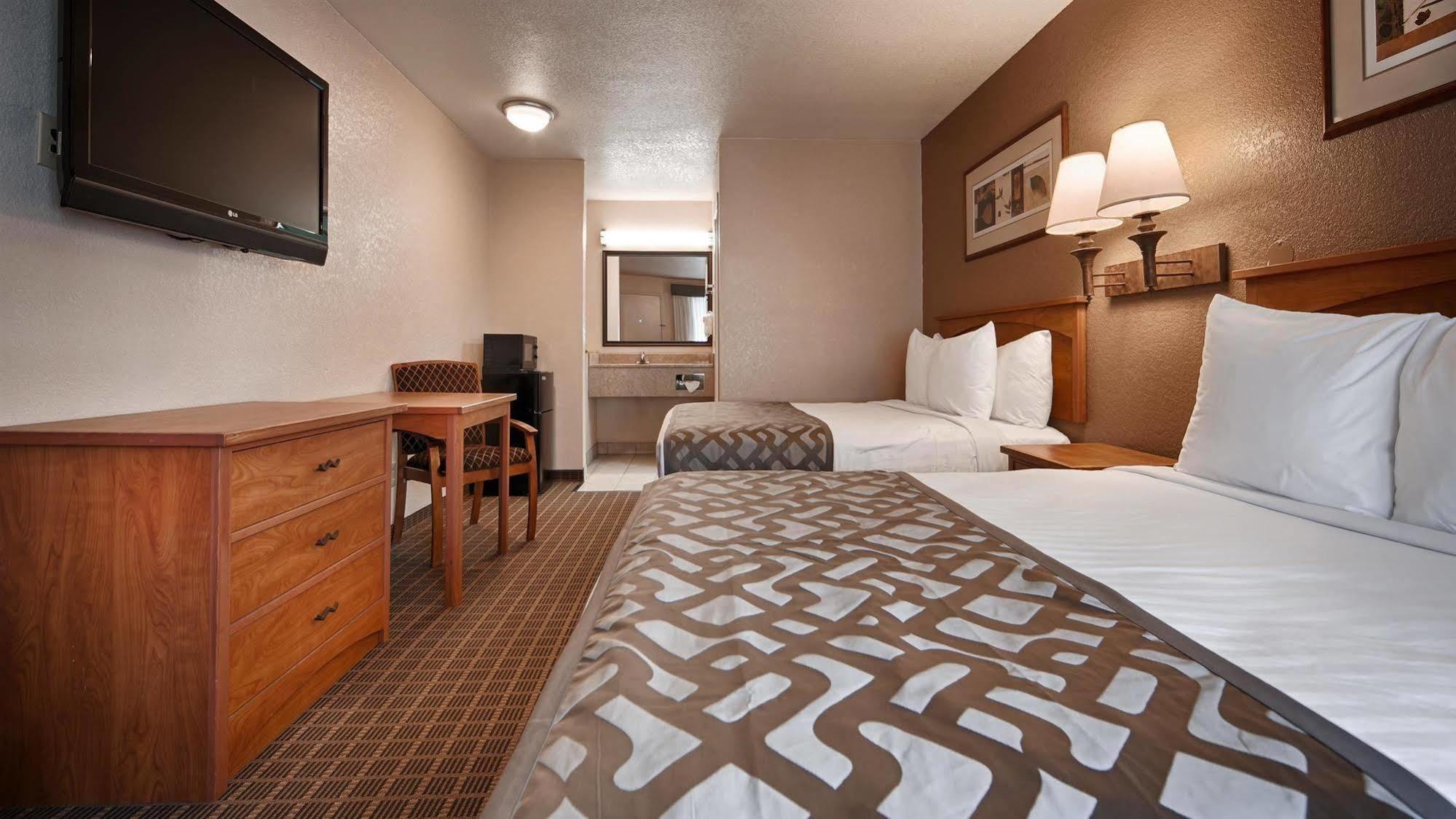Cajon Pass Hotel