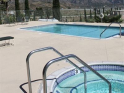 Hotel Cajon Pass 2*